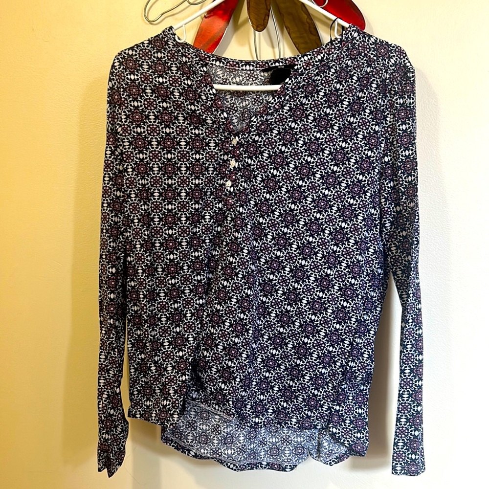 Long Sleeve Patterned Shirt